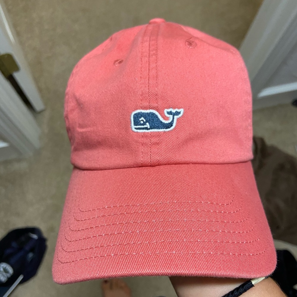 Brand new vineyard vines hat